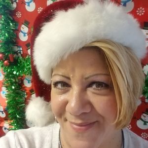 Meet your Posher, Denise